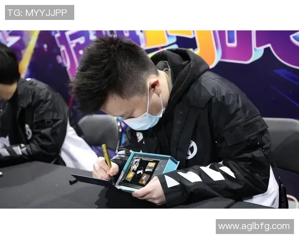 杨敏专访：从新手到职业选手的CSGO成长之路回顾与展望